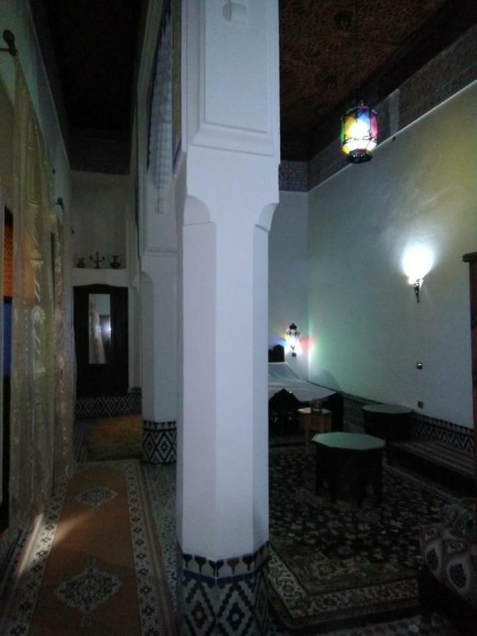梅克内斯 Riad Yanis酒店 外观 照片