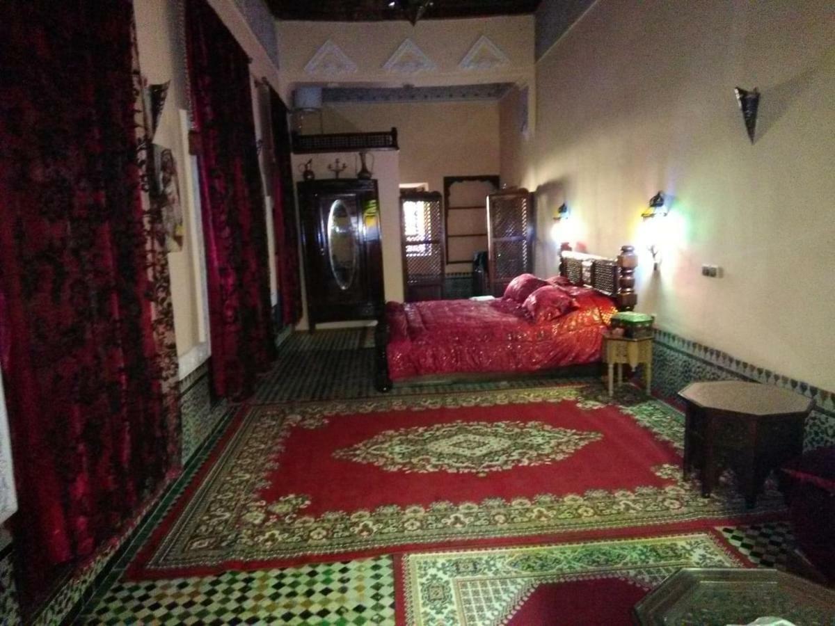 梅克内斯 Riad Yanis酒店 外观 照片